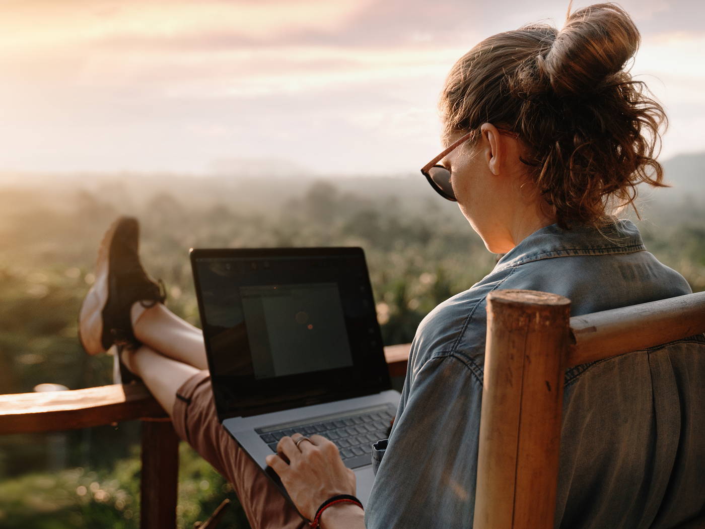 How Stress Affects Your Immune System (And how you can manage stress naturally and effectively)